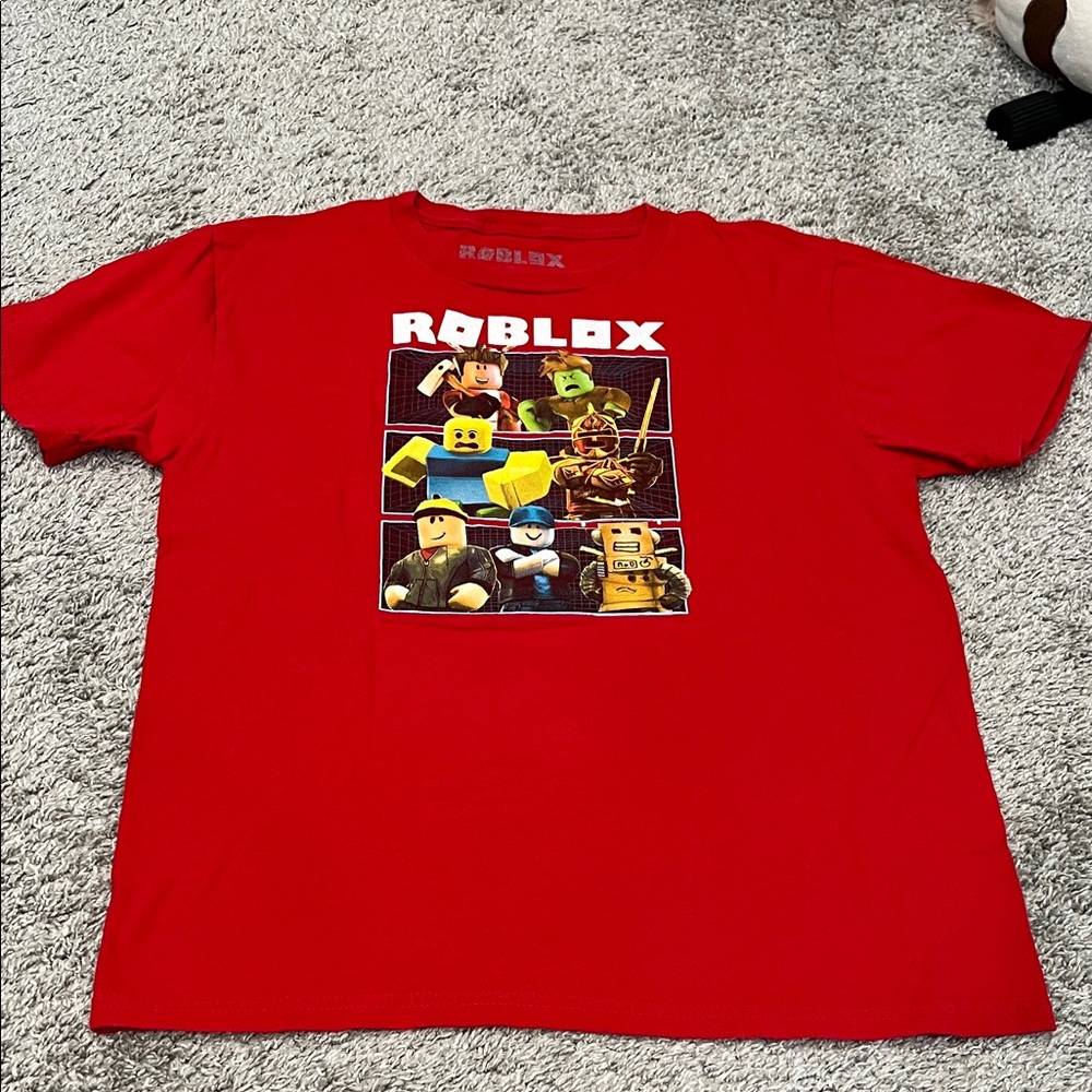 Red Roblox Graphic T-Shirt